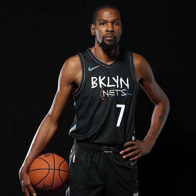 本泽马等球 本泽马等球