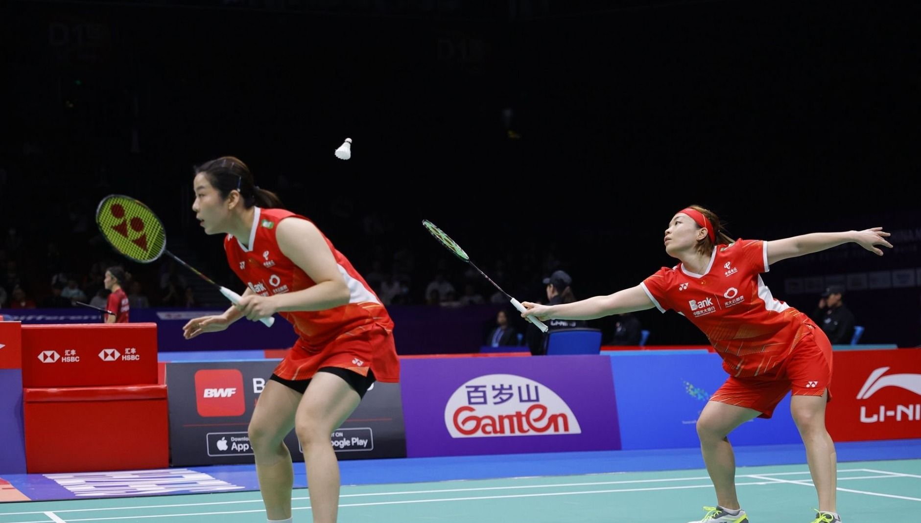 手的进攻空 手的进攻空