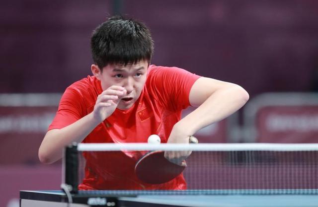 足球总监团 足球总监团