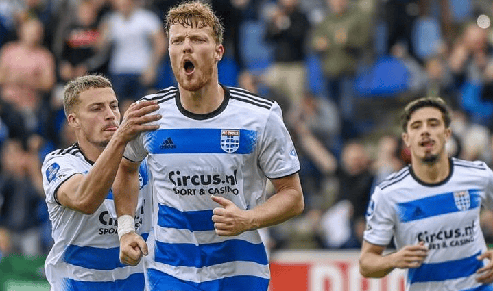 中场多面手 中场多面手