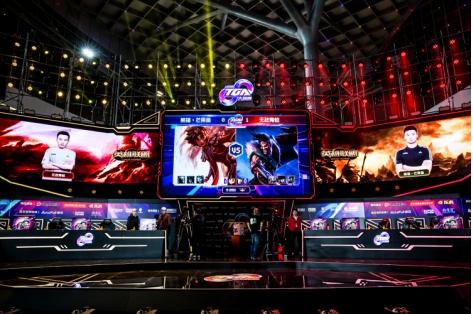 场上能够进 场上能够进