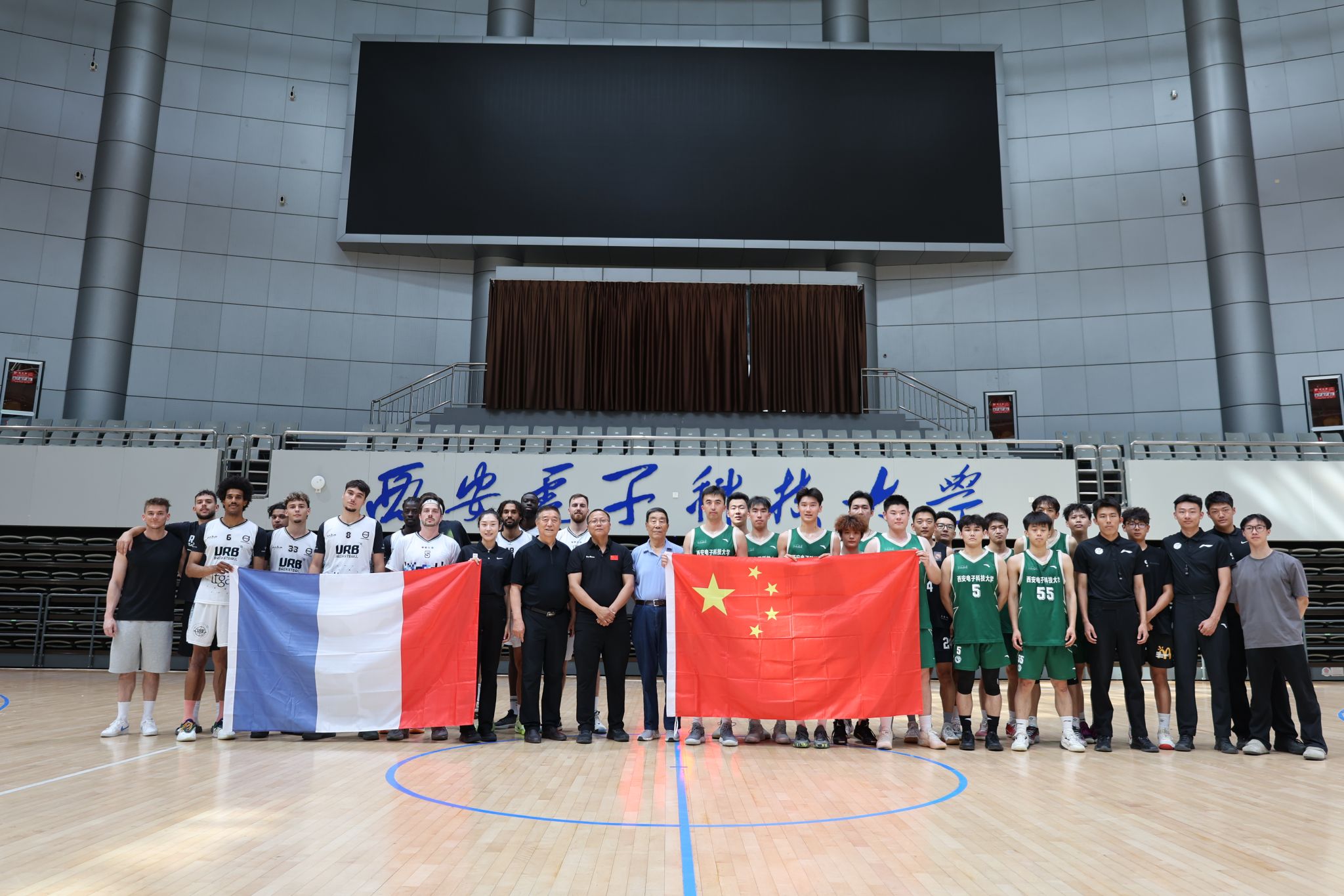 镇试图提速 镇试图提速