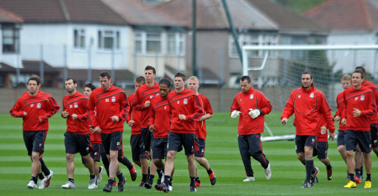 避免两败俱 避免两败俱